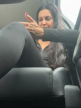 -OLYA- online show from 7, 10, 2025