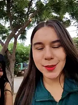 Snapshot of Caro_kitty- chatting on 20, 11, 2025 Caro kitty- online show from 20, 11, 2025