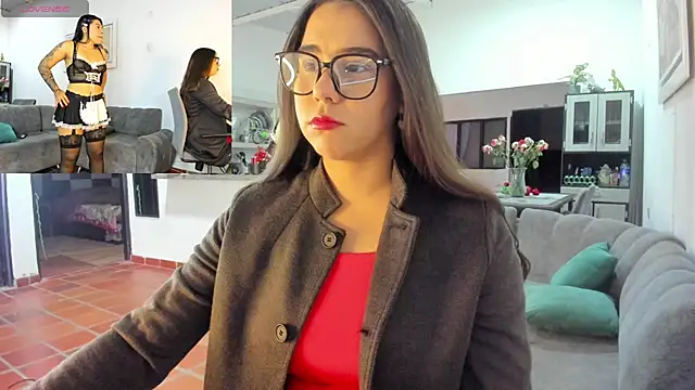 Snapshot of Caro_kitty- chatting on 26, 11, 2025 Caro kitty- online show from 26, 11, 2025