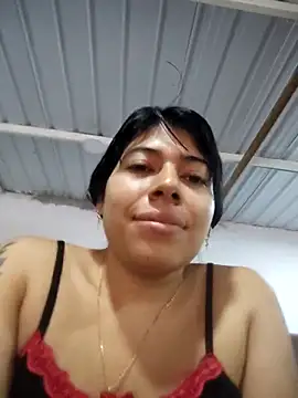 Snapshot of Caro_kitty- chatting on 8, 10, 2025 Caro kitty- online show from 8, 10, 2025