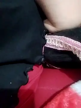 Snapshot of houda_sex_hot chatting on 21, 11, 2025 houda sex hot online show from 21, 11, 2025