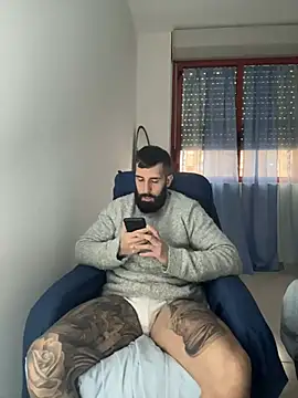 Snapshot of Gioeltoro89 chatting on 19, 1, 2026 Gioeltoro89 online show from 19, 1, 2026