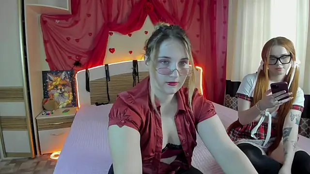 Miss Elsa  online show from 18, 4, 2026