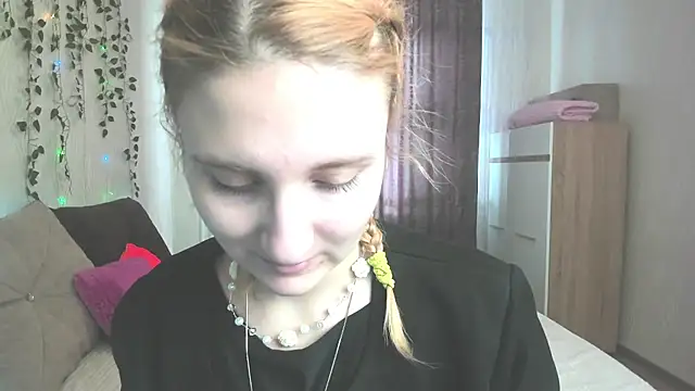 Miss Elsa  online show from 12, 2, 2025