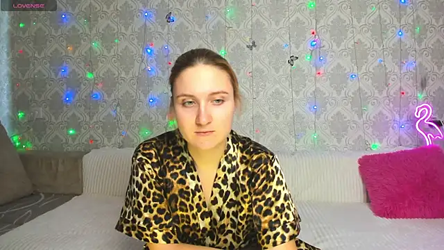 Miss Elsa  online show from 28, 2, 2025