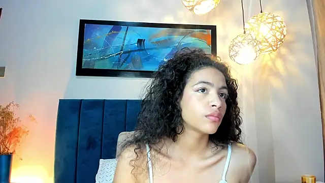 AntonellaHall  online show from 18, 10, 2025