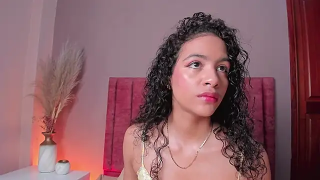 AntonellaHall  online show from 10, 11, 2025