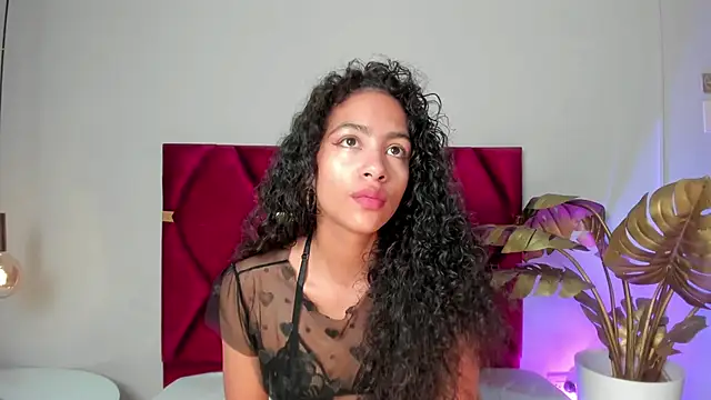 Snapshot of AntonellaHall_ chatting on 30, 9, 2025 AntonellaHall online show from 30, 9, 2025
