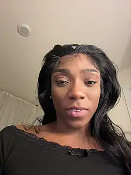 Snapshot of MelaniMelanin chatting on 10, 4, 2026 MelaniMelanin online show from 10, 4, 2026