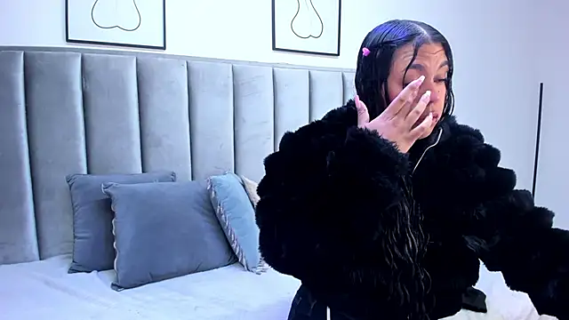 Snapshot of Laiia_Page chatting on 29, 10, 2025 Laiia Page online show from 29, 10, 2025