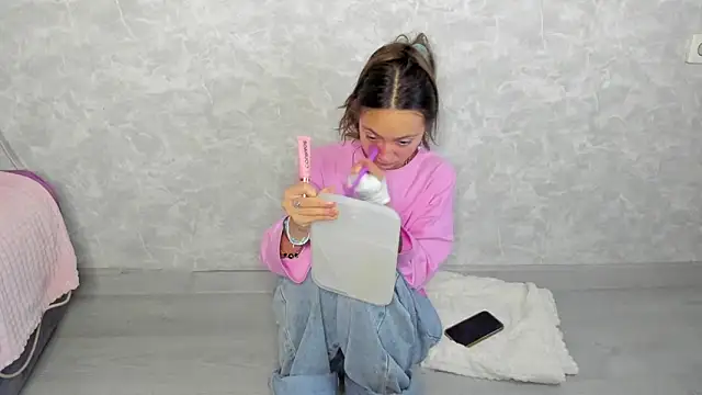 EllaSky xoxo online show from 20, 10, 2025