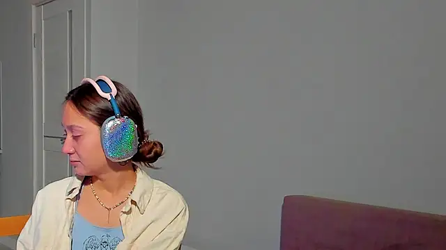 Snapshot of EllaSky_xoxo chatting on 22, 12, 2024 EllaSky xoxo online show from 22, 12, 2024
