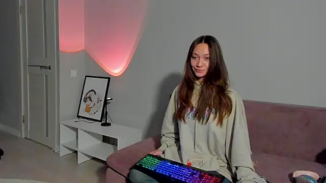 Snapshot of EllaSky_xoxo chatting on 18, 1, 2025 EllaSky xoxo online show from 18, 1, 2025