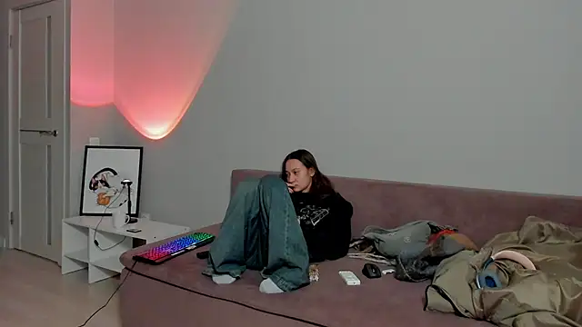 Snapshot of EllaSky_xoxo chatting on 6, 2, 2025 EllaSky xoxo online show from 6, 2, 2025