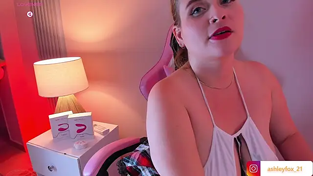 ashleyfox 01 online show from 2, 2, 2025