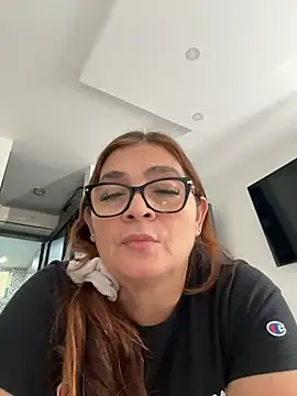 AntonellaAlondra4 online show from 13, 3, 2026