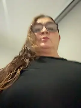 AntonellaAlondra4 online show from 29, 3, 2026