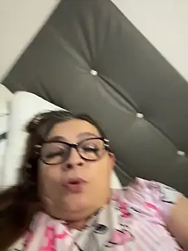 AntonellaAlondra4 online show from 22, 5, 2026