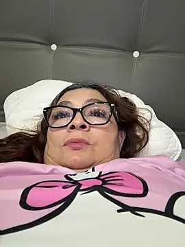 AntonellaAlondra4 online show from 5, 6, 2026