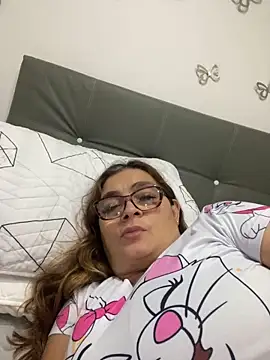 AntonellaAlondra4 online show from 21, 2, 2025