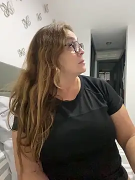 AntonellaAlondra4 online show from 11, 2, 2025