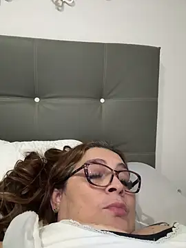 AntonellaAlondra4 online show from 3, 2, 2026