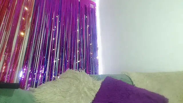 Snapshot of princesskitty111 chatting on 18, 1, 2025 princesskitty111 online show from 18, 1, 2025
