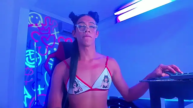 APRILL FOXX online show from 29, 9, 2025