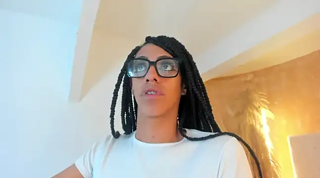 APRILL FOXX online show from 11, 3, 2025