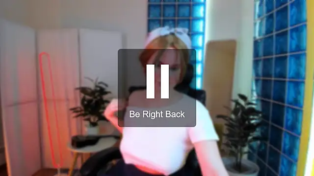 Pieris Lisa online show from 30, 1, 2025