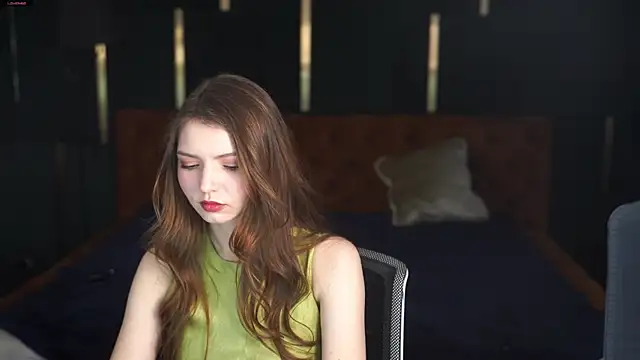 Tess LovelyWest online show from 3, 3, 2025