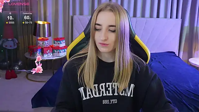 Tess LovelyWest online show from 30, 12, 2024