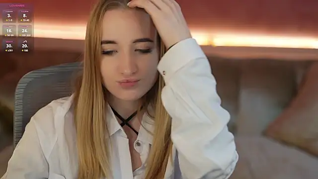 Tess LovelyWest online show from 20, 1, 2025