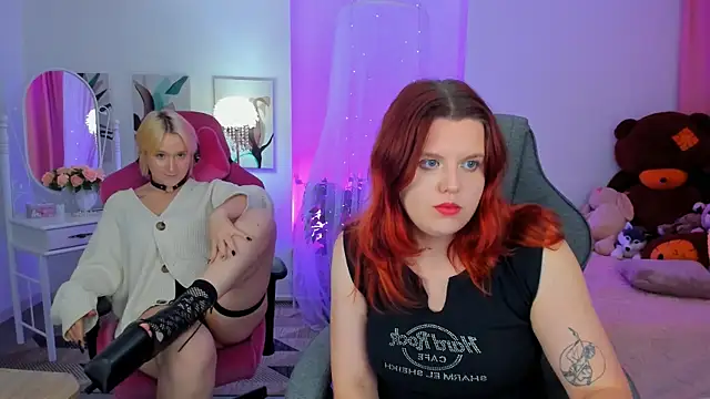 NielletaBlossom online show from 12, 10, 2025