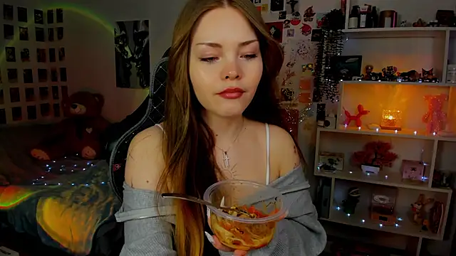 AkiraKatsu online show from 8, 3, 2026