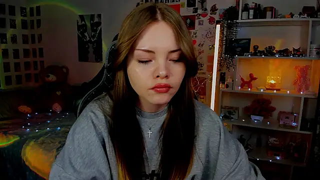 AkiraKatsu online show from 19, 4, 2026