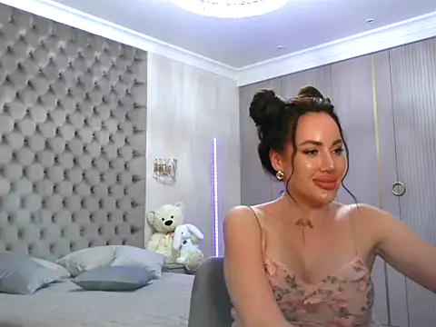 TianaPosh online show from 17, 2, 2025