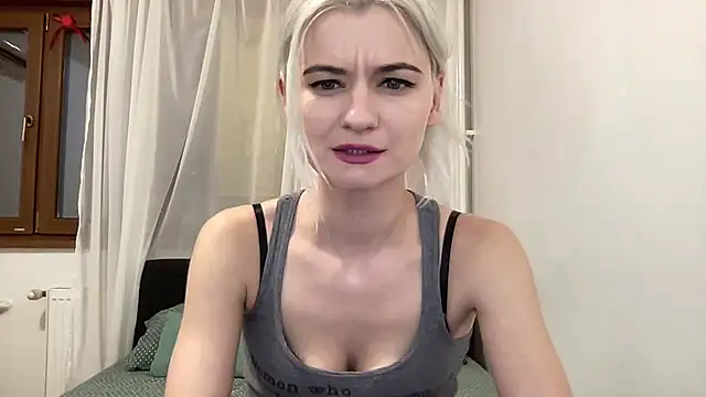 Onika Love online show from 26, 3, 2026