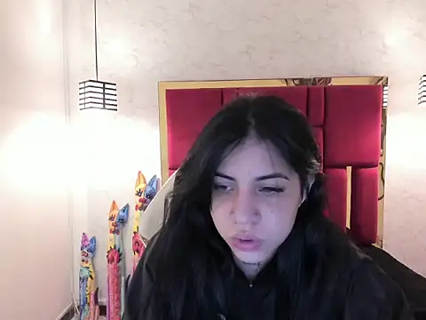 Snapshot of Violet_m chatting on 16, 9, 2025 Violet m online show from 16, 9, 2025