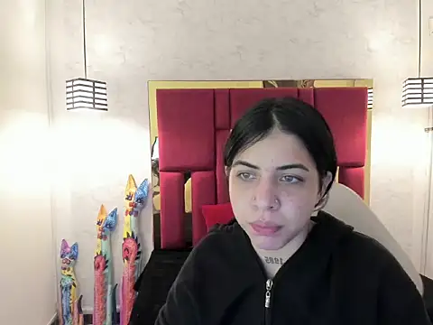 Snapshot of Violet_m chatting on 4, 10, 2025 Violet m online show from 4, 10, 2025