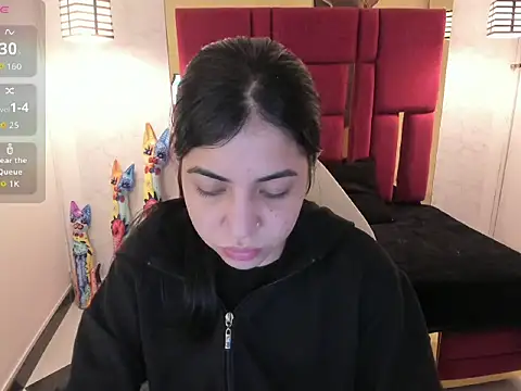 Snapshot of Violet_m chatting on 9, 10, 2025 Violet m online show from 9, 10, 2025