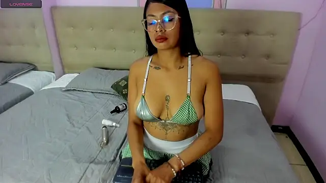 Snapshot of Yayittha chatting on 31, 10, 2025 Yayittha online show from 31, 10, 2025