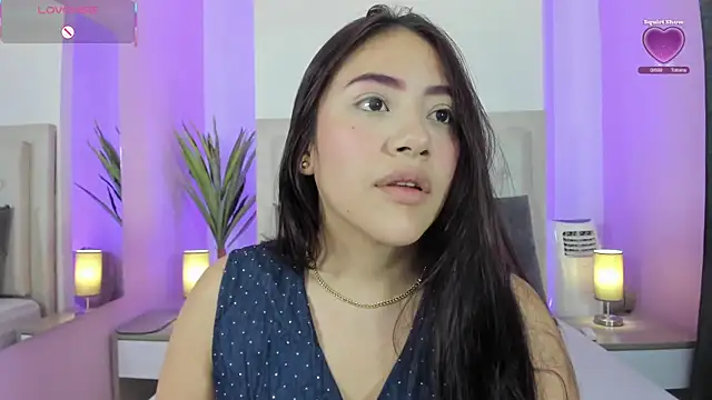 nicolle pierce online show from 7, 4, 2026