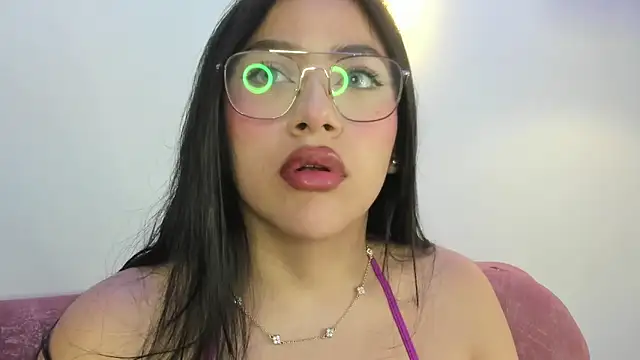 nicolle pierce online show from 15, 1, 2026