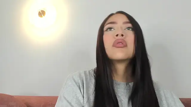 nicolle pierce online show from 16, 2, 2026