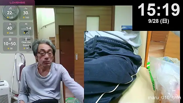 Snapshot of mama010-chan chatting on 28, 9, 2025 mama010-chan online show from 28, 9, 2025