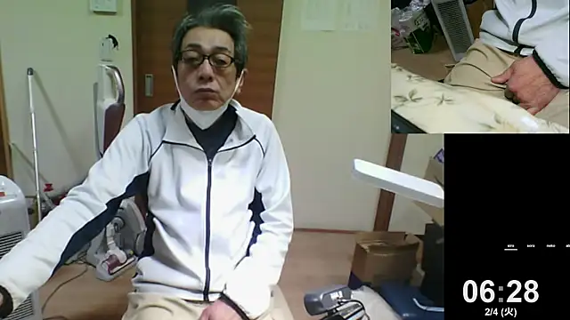 Snapshot of mama010-chan chatting on 3, 2, 2025 mama010-chan online show from 3, 2, 2025