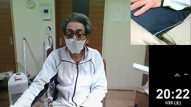 Snapshot of mama010-chan chatting on 25, 1, 2025 mama010-chan online show from 25, 1, 2025