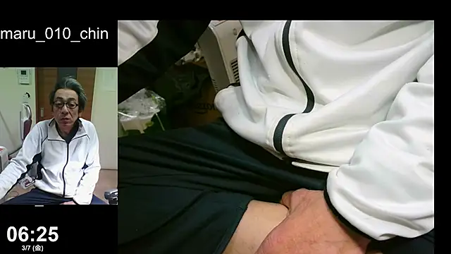 Snapshot of mama010-chan chatting on 7, 3, 2025 mama010-chan online show from 7, 3, 2025