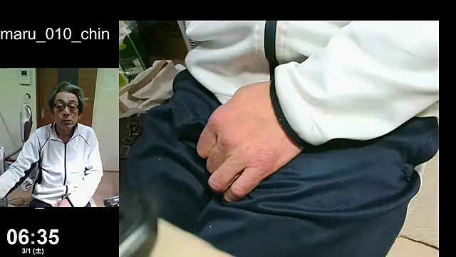 Snapshot of mama010-chan chatting on 1, 3, 2025 mama010-chan online show from 1, 3, 2025